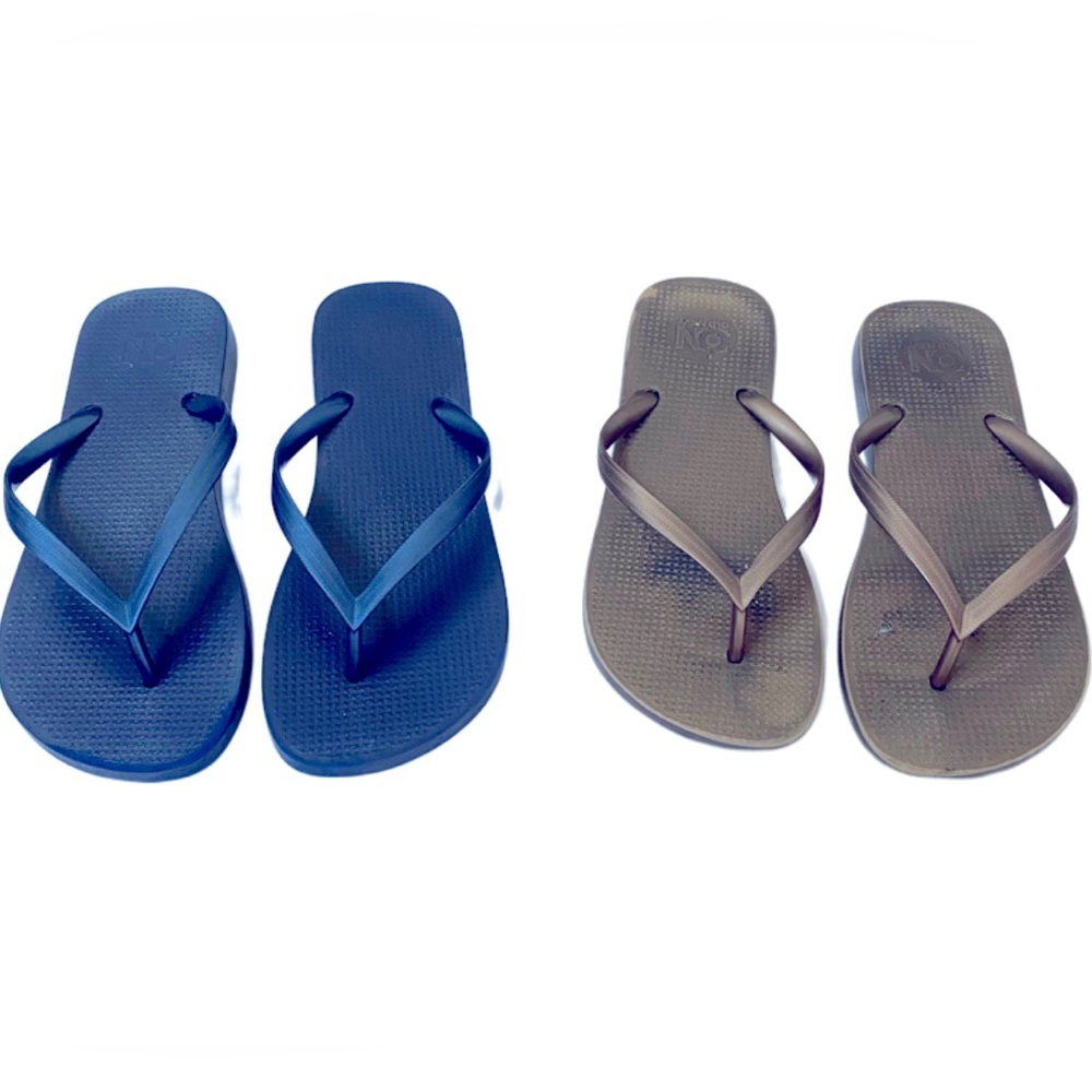 Bundle of Old Navy Sandals Size 8